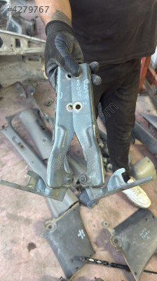 2010 FİAT DOBLO ÇIKMA ORJİNAL GARANTİLİ KAPUT MENTEŞESİ