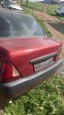 Dacia solenza arka bagaj kapağı dolu