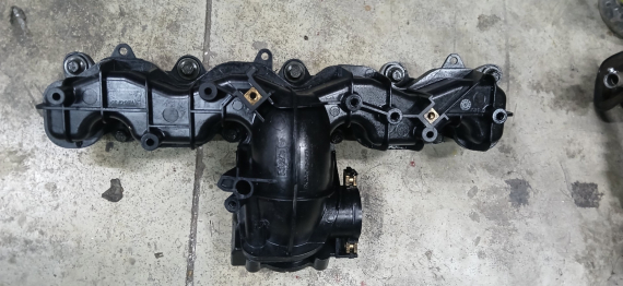Peugeot boxer çıkma emme manifodu