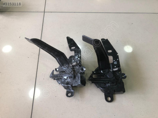 TOYOTA COROLLA KAPUT KİLİDİ