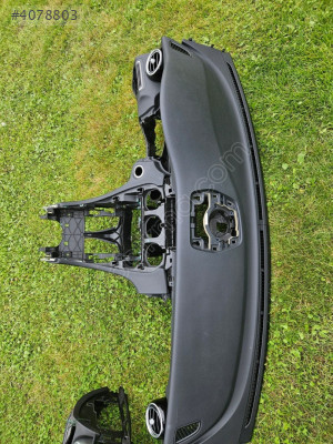 MERCEDES W205 TORPİDO GÖĞÜS 2056802404
