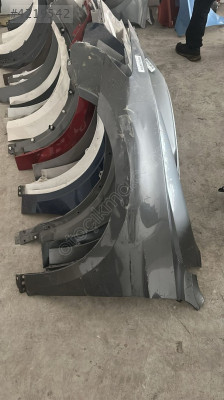 Passat 15-24 sol ön çamurluk