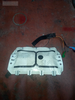 Peugeot 207 çıkma yolcu airbag