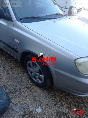 HYUNDAİ - ACCENT ADMİRE / SAĞ ÖN ÇAMURLUK