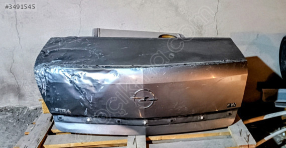 Astra h Sedan Bagaj Kapağı