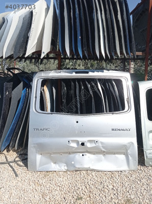 RENAULT TRAFİC ARKA BAGAJ KAPAĞI ÇIKMA ORİJİNAL 2010-2020