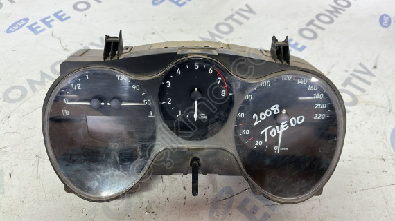 seat toledo 2006 1.6 gösterge/km saati (son fiyat)