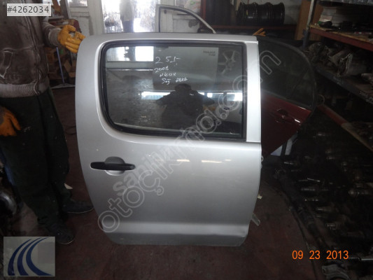 TOYOTA HILUX 2008 ÇIKMA SAĞ ARKA KAPI
