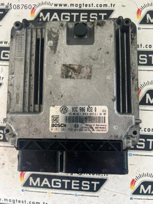 VW Golf5 1.4 03C906032Q 0261201768 MED17.5.1 MOTOR BEYNİ