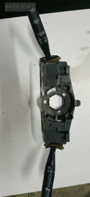 Peugeot 206 çıkma sinyal kolu