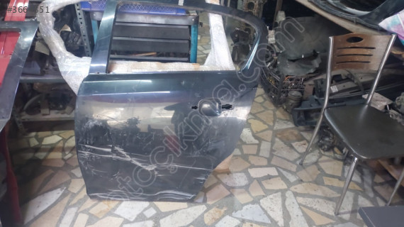 Opel Corsa D Sağ Arka Kapı-Çıkma Orjinal Yedek Parçalar