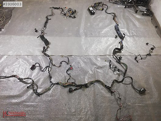 FORD FOCUS 3 -3.5 DM5T-14014-NCD KABİN İÇİ ARKA PANEL TESİSATI D