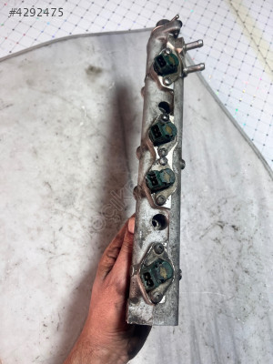 MEGANE 1.98 MODEL 2.0 MOTOR BENZİN ENJEKTÖR KÜTÜGÜ