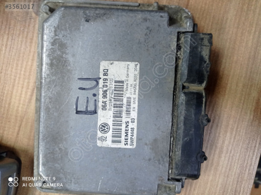 VOLKSWAGEN MOTOR BEYNİ 06A 906 019 BQ