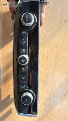 2013-2019 AUDİ A3 KLİMA KONTROL PANELİ 8V0 820 043 C ORJ ÇIKMA