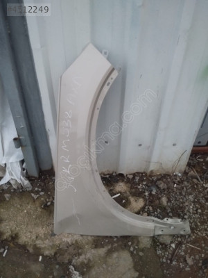 Volvo xc40 2018 sağ ön çamurluk