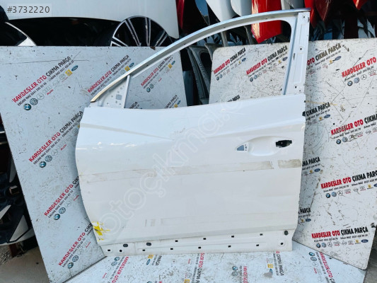 Hyundai Tucson sol ön kapı (az hasarlı çıkma)