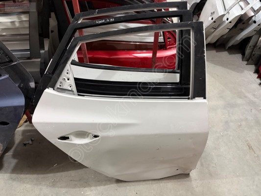 HYUNDAİ İX35 ÇIKMA ORJİNAL SAĞ ARKA KAPI BD1