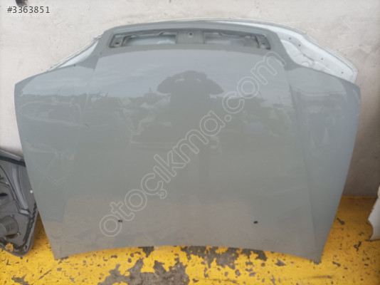 Fiat Strada ön kaput