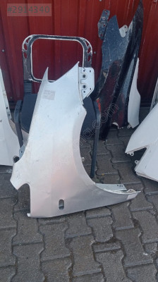 Orjinal Çıkma Caddy Sağ Ön Çamurluk - Volkswagen Parçaları