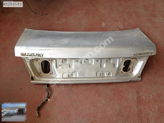 OTO CEMDEN ÇIKMA SUZUKİ SWİFT SEDAN BAGAJ KAPAĞI