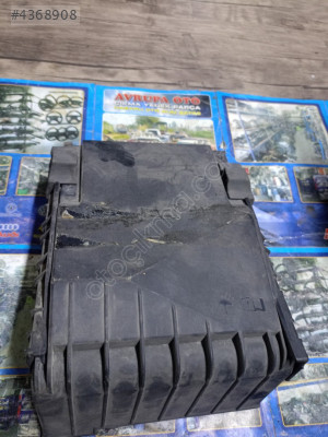 1K0937132F Caddy2 Golf 5 Sigorta kutusu üst kapağı