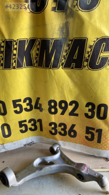 AUDİ Q7 SAĞ ALT SALINCAK