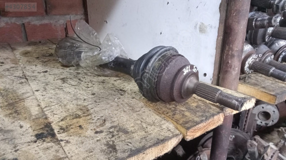 Peugeot 301 dizel sol akis