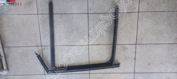 Renault Clio 4 sol arka kapı cam fitili orijinal çıkma