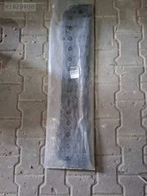 Kango 4 ön tampon ızgara 8200665549