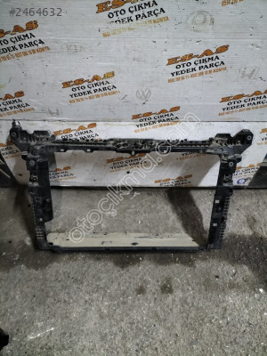 Volkswagen Polo Çıkma Ön panel 2018-2022