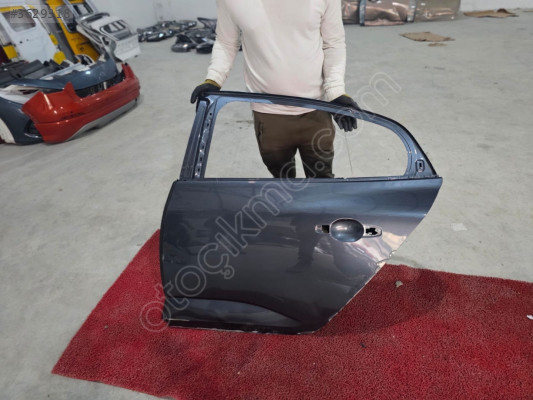RENAULT MEGAN 4 FÜME RENK SOL ARKA KAPI ORJINAL