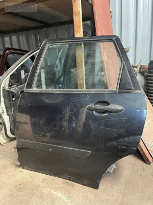 FORD FOCUS 1 SW SOL ARKA KAPI 0551 184 82 30