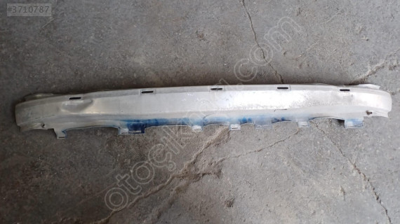 AUDİ A4 ARKA TAMPON DEMİRİ 1994-2001