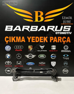 PORSCHE CAYENNE ÖN TAMPON DEMİRİ ÇIKMA