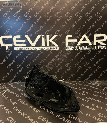 VOLKSWAGEN GOLF 8 IQ LİGHT SAĞ FAR KASASI