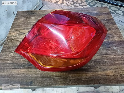 Opel Astra J hatchback hatasız çıkma orijinal sağ arka stop