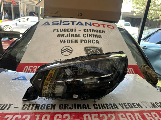 Peugeot 208 sol ön far çıkma