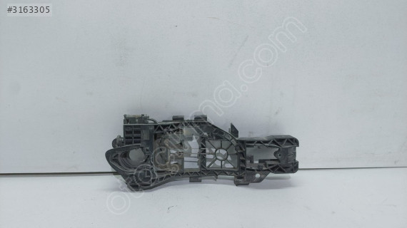 3C0837886 W Passat 2006-2010 Kapı Kolu İç Braketi Sağ Ön