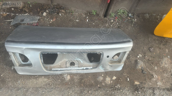 Fiat Albea bagaj kapağı orj çıkma