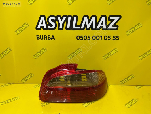 TOYOTA AVENSİS SAĞ STOP (ORJİNAL)