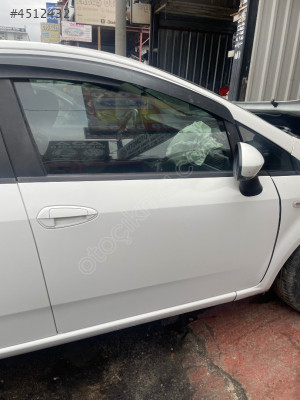 FİAT LİNEA SAĞ ÖN KAPI HATASIZ BOYASIZ ÇIKMA ORJİNAL