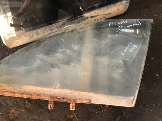 Hyundai Accent Sol Ön Kapı Camı