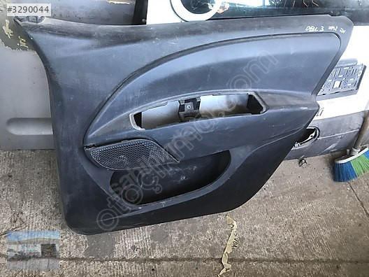 OTO CEMDEN ÇIKMA FİAT DOBLO 3 SAĞ ÖN KAPI DÖŞEMESİ