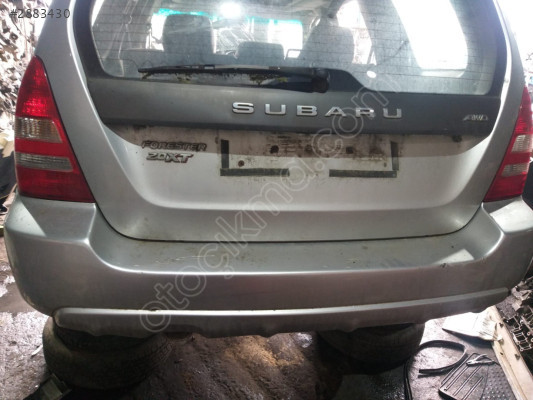 SUBARU FORESTER ARKA TAMPON