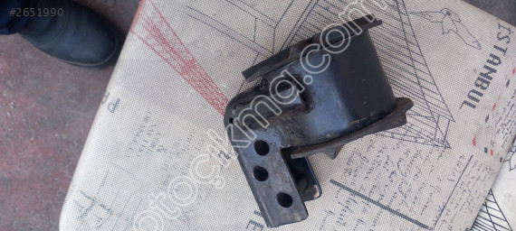 Çıkma hyundai accent admire şanzıman üst takozu