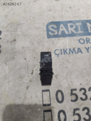 ÇIKMA SKODA SÜPER B SAĞ ARKA CAM DÜĞMESİ