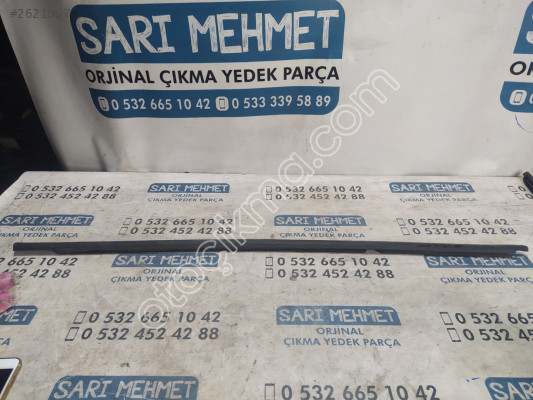 ÇIKMA VW GOLF 7 SOL ÖN CAM ÇITASI