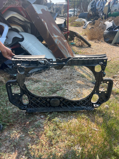 2005 2009 Audi A6 çıkma ön panel