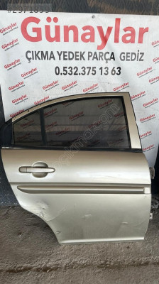 HYUNDAİ ACCENT ERA SAĞ ARKA KAPI